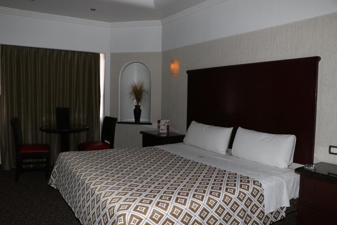 Motel Marina Marbella Tijuana Exteriör bild